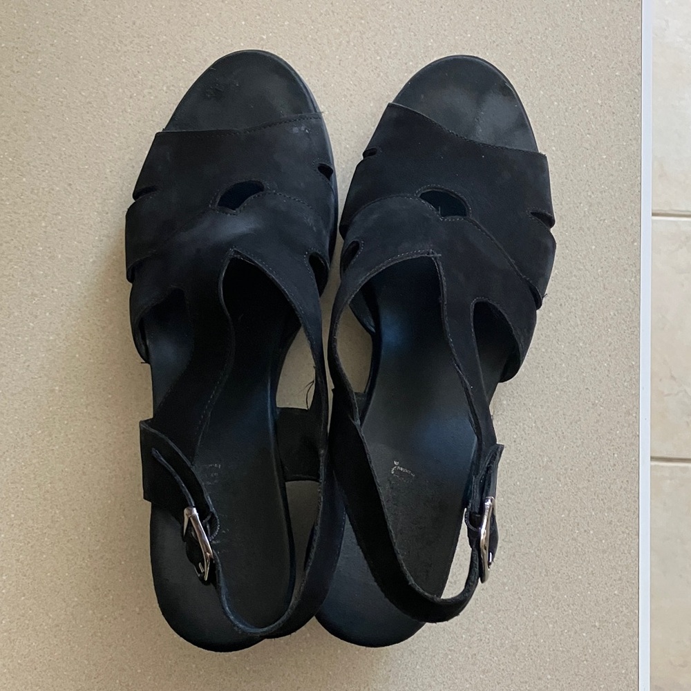 Munro Black Women's Sandals